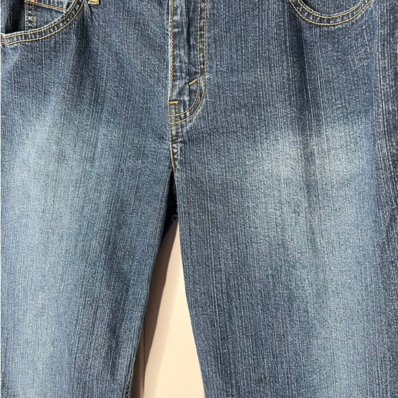 Levi Strauss Signature Women's Jeans Size 10 Medium Boot Cut - Picture 2 of 6